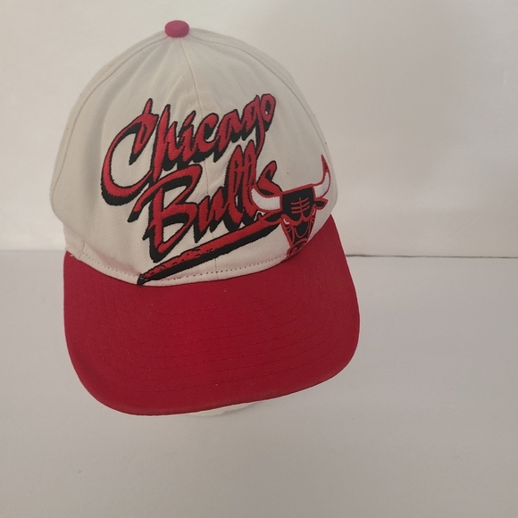 Chicago Bulls Red and White Cap Sz.M/LNew Era - Picture 1 of 8